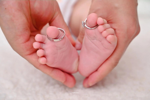 湘西宝宝发烧手心比额头烫 湘西宝宝发烧手心比额头烫